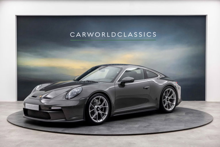 Porsche 992 GT3 Touring