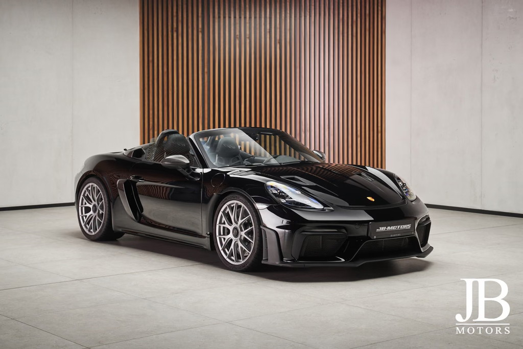Porsche 718 Spyder RS