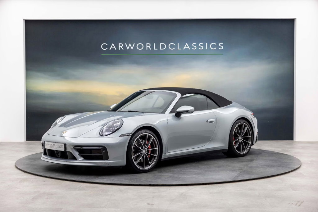 Porsche 992 Carrera 4S
