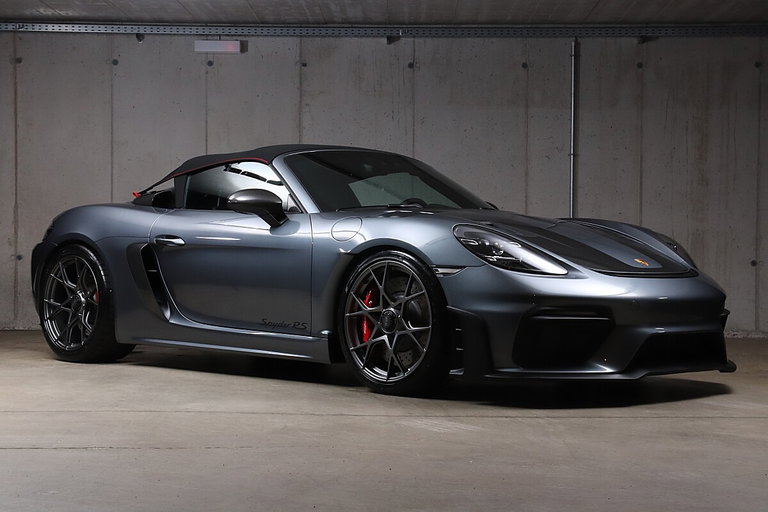 Porsche 718 Spyder RS