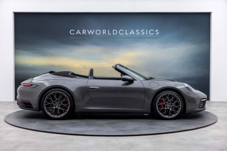 Porsche 992 Carrera 4S