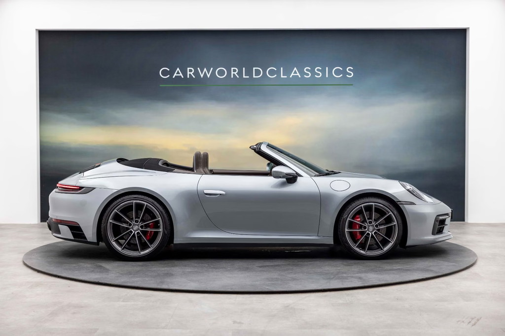 Porsche 992 Carrera 4S