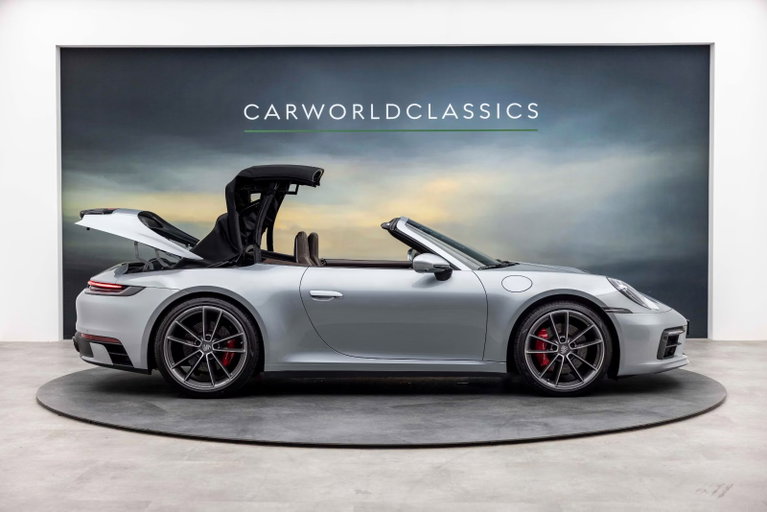 Porsche 992 Carrera 4S