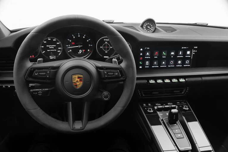 Porsche 992 Carrera GTS