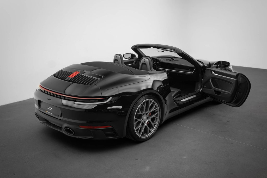 Porsche 992 Carrera 4S