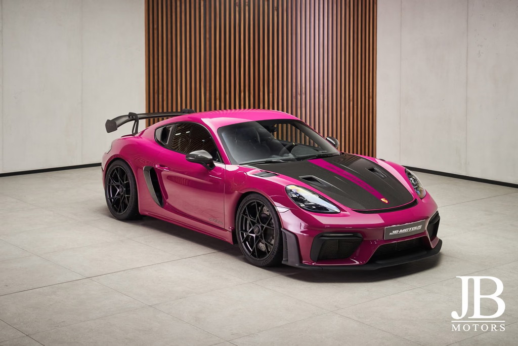 Porsche 718 Cayman GT4 RS