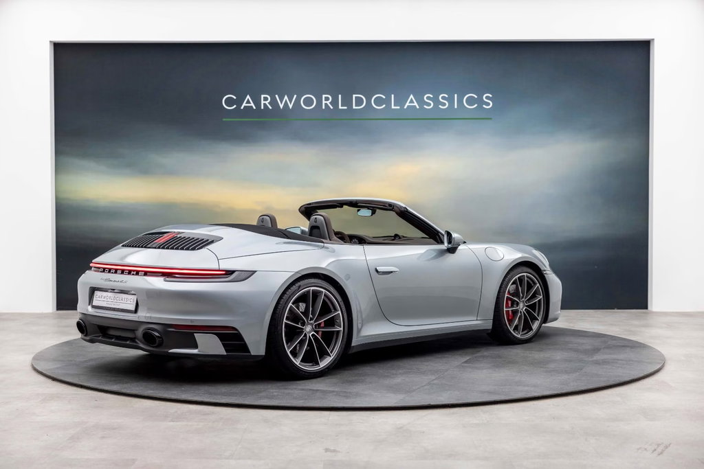 Porsche 992 Carrera 4S