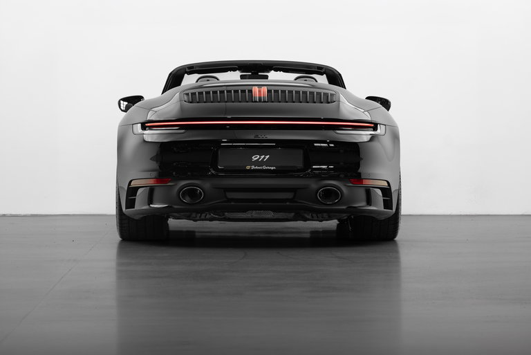 Porsche 992 Carrera 4S