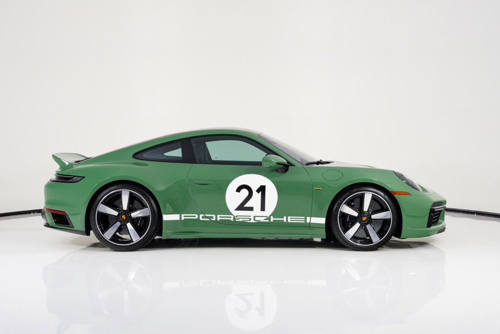 Porsche 992 Sport Classic