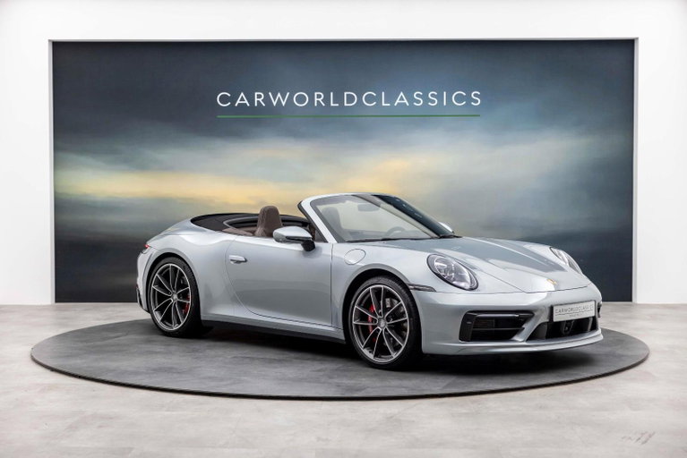Porsche 992 Carrera 4S
