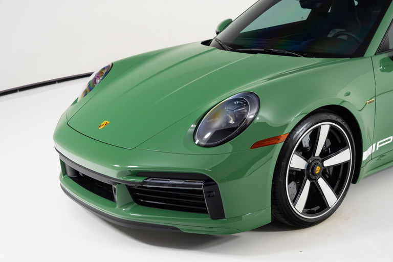 Porsche 992 Sport Classic