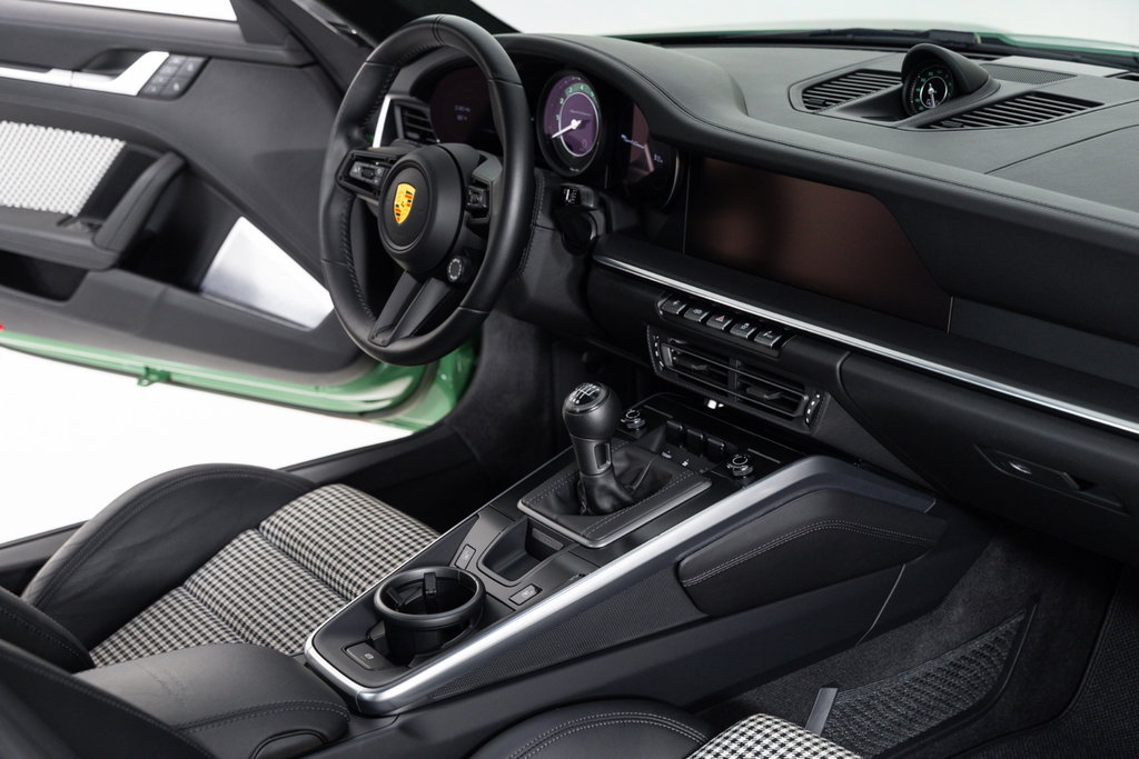Porsche 992 Sport Classic