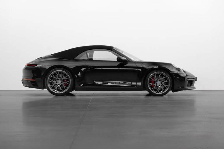 Porsche 992 Carrera 4S