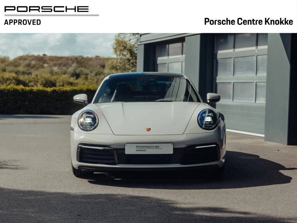 Porsche 992 Carrera