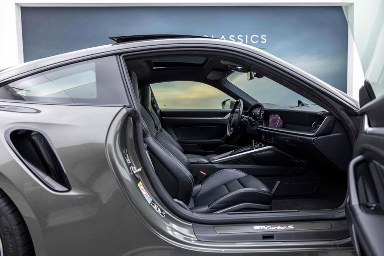 Porsche 992 Turbo S