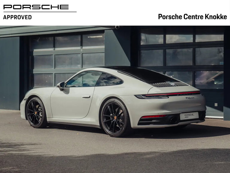 Porsche 992 Carrera