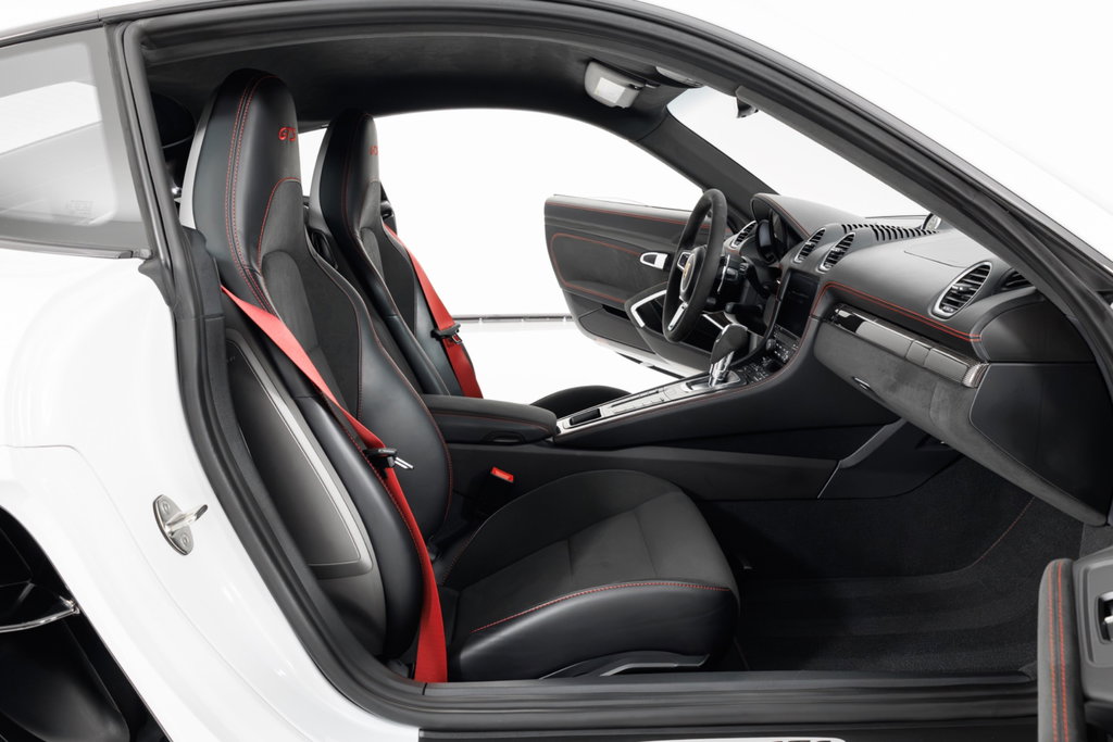 Porsche 718 Cayman GTS 4.0