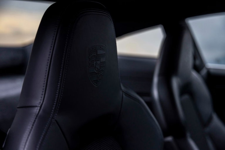 Porsche 992 GT3 Touring