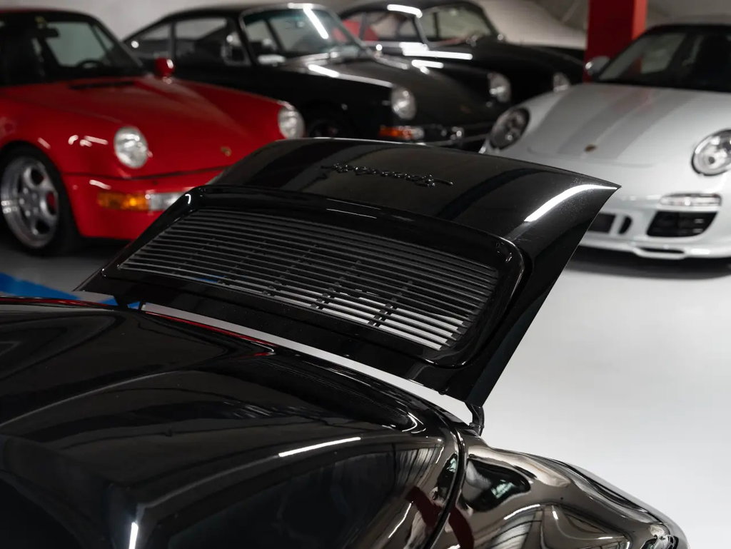 Porsche 964 Carrera 2 Speedster
