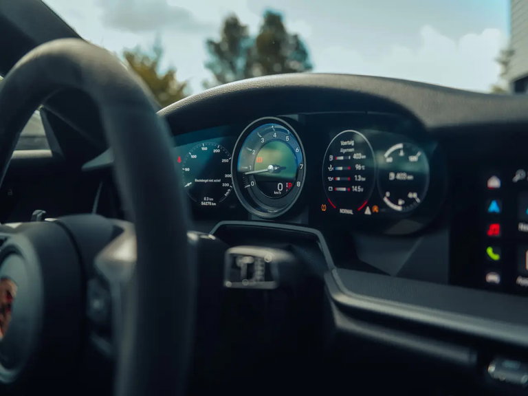 Porsche 992 Carrera