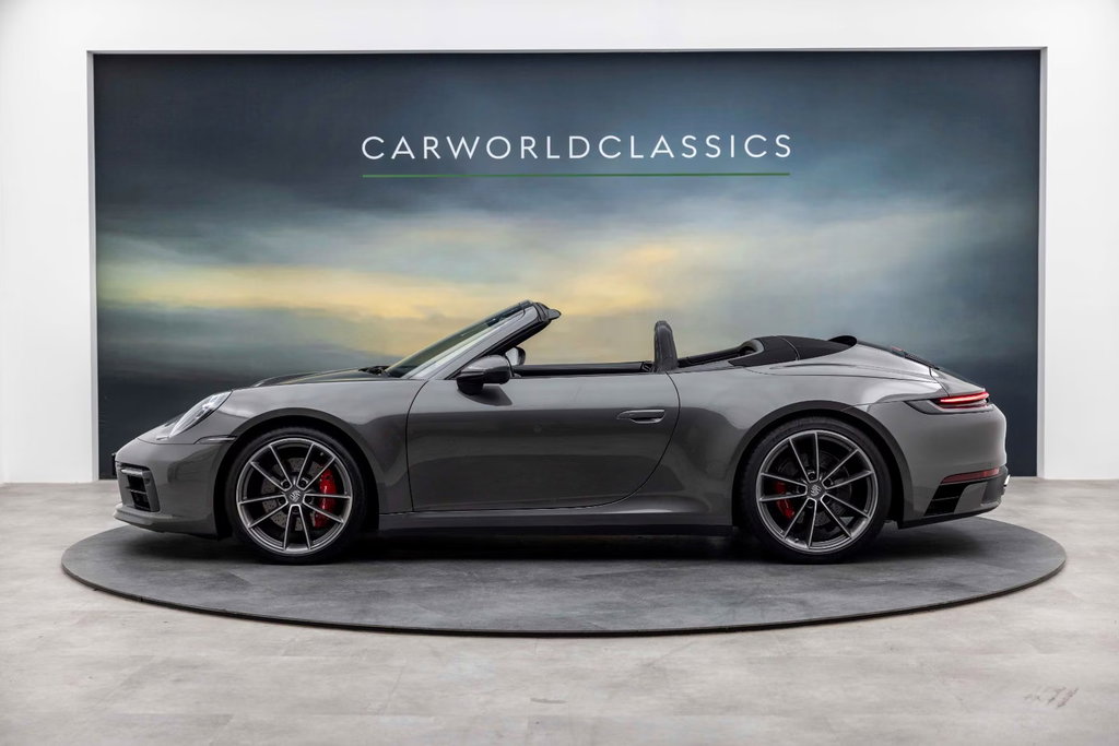 Porsche 992 Carrera 4S