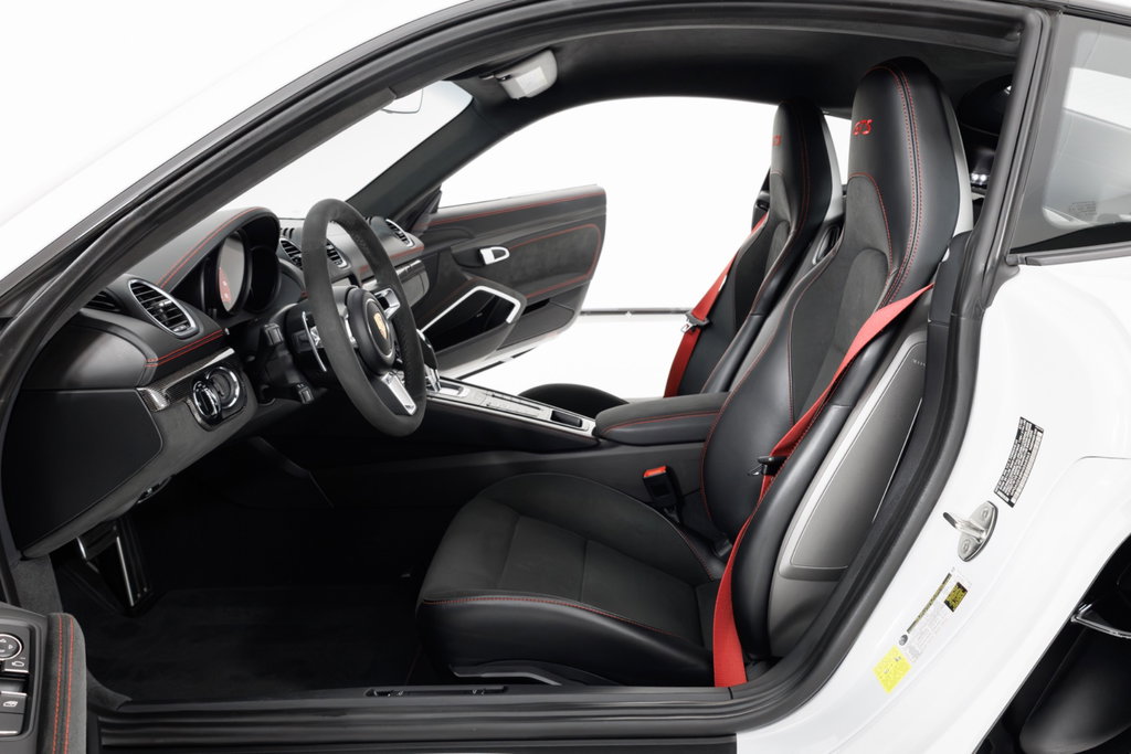 Porsche 718 Cayman GTS 4.0