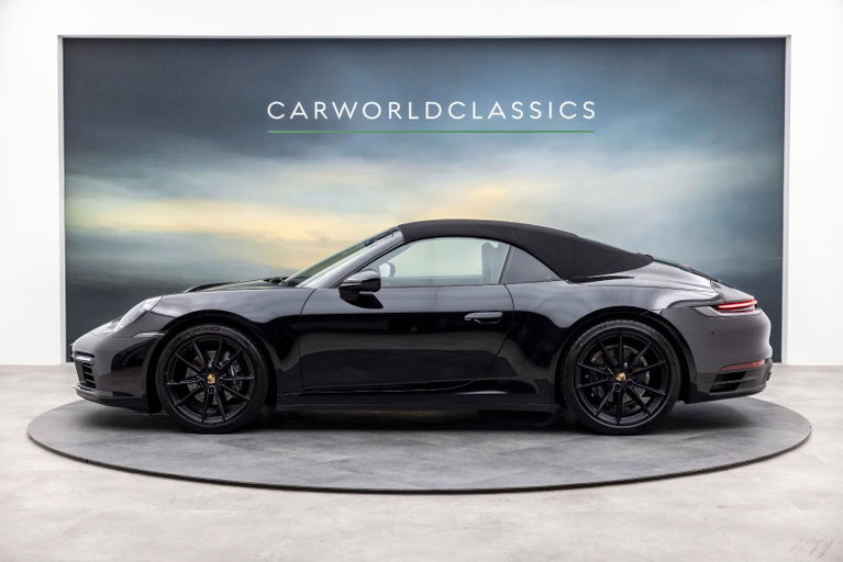 Porsche 992 Carrera
