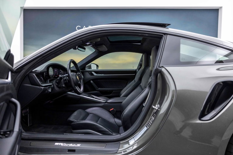 Porsche 992 Turbo S