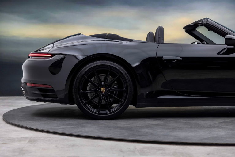 Porsche 992 Carrera
