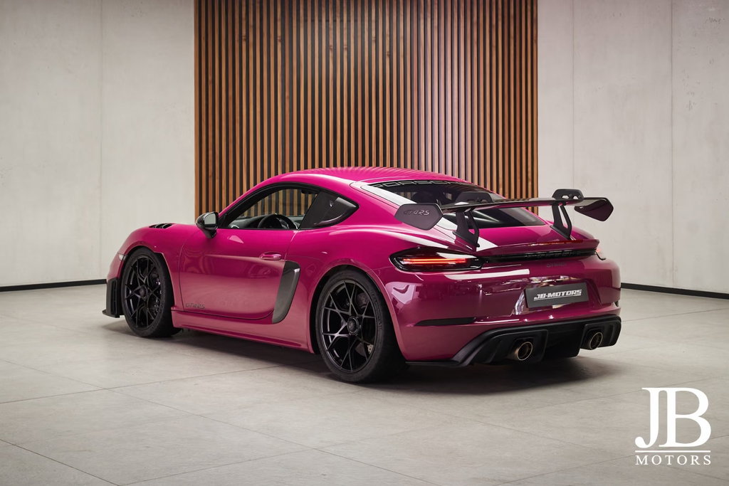 Porsche 718 Cayman GT4 RS