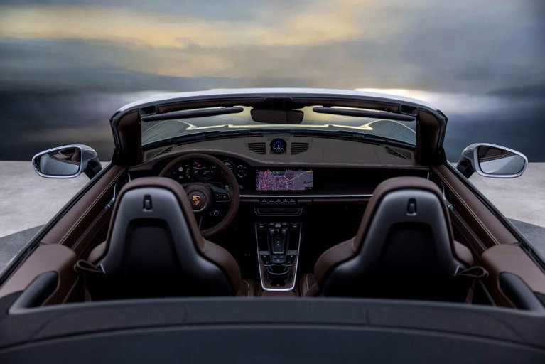 Porsche 992 Carrera 4S