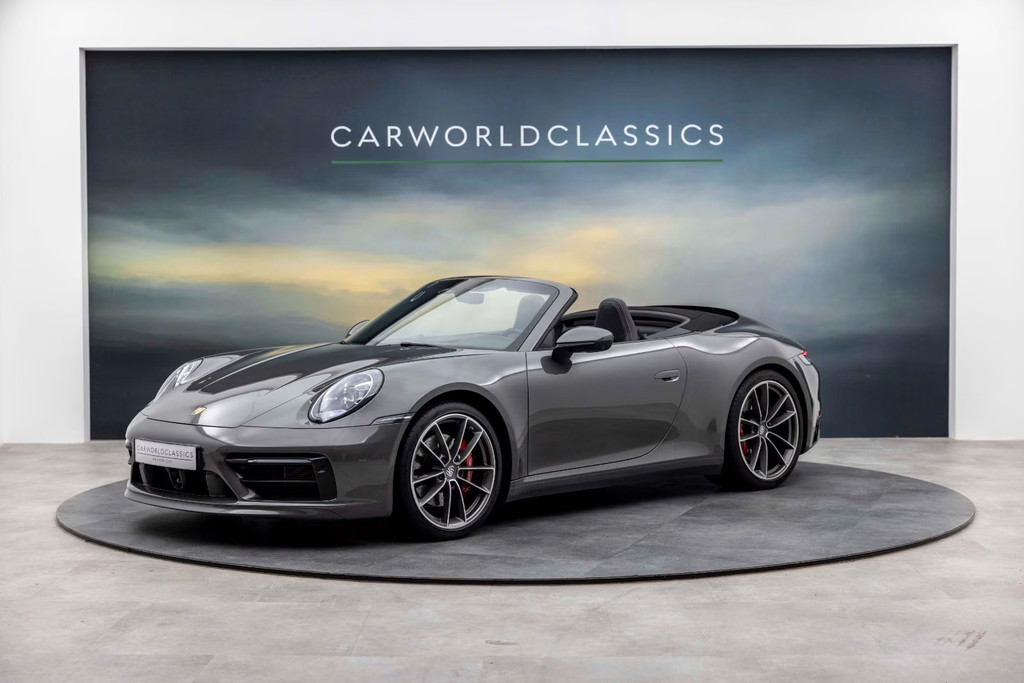 Porsche 992 Carrera 4S