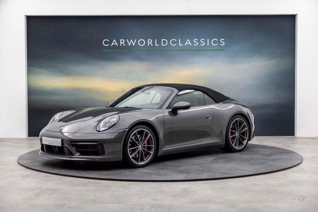 Porsche 992 Carrera 4S