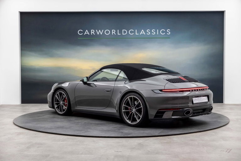 Porsche 992 Carrera 4S