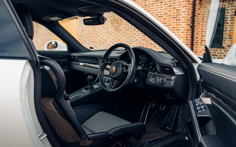 Porsche 911 R