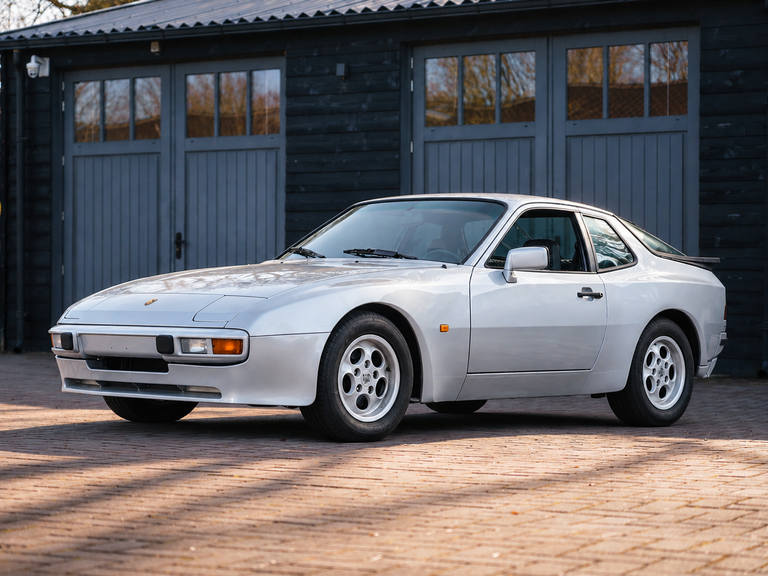 Porsche 944 Coupé