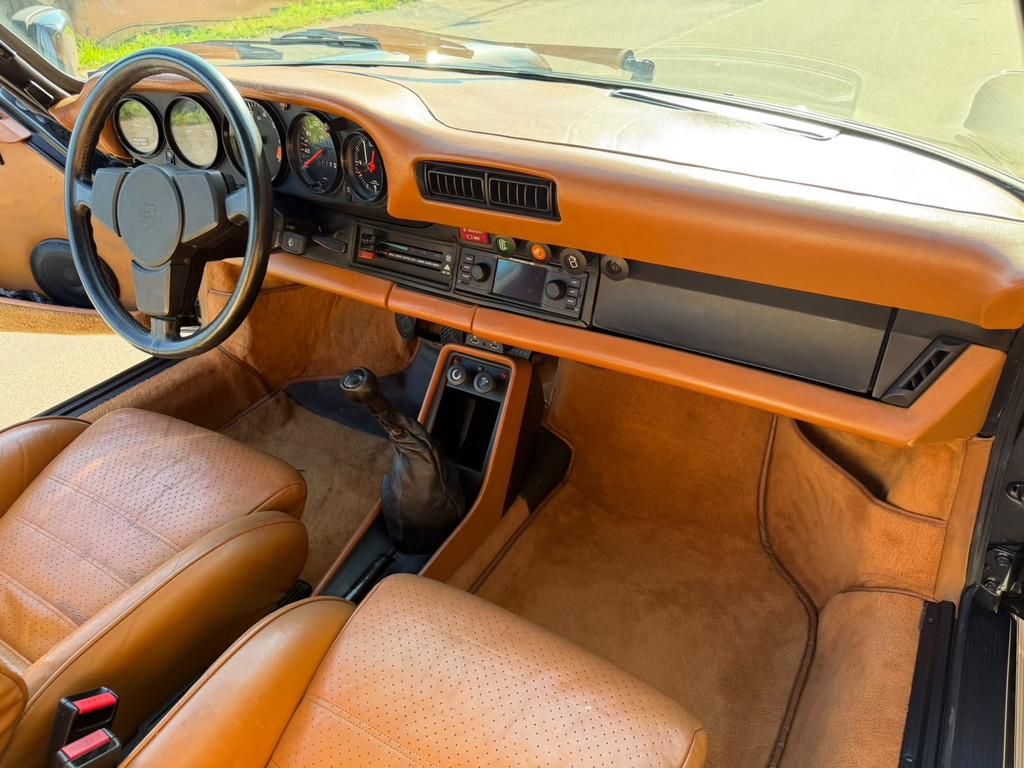 Porsche 911 SC