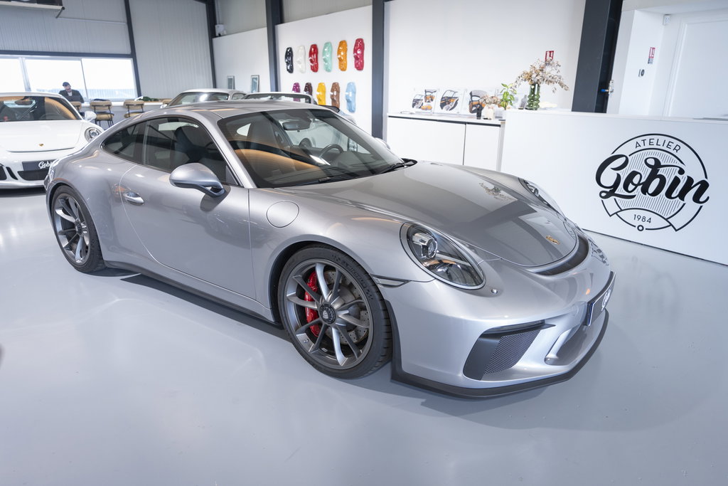 Porsche 991.2 GT3 Touring
