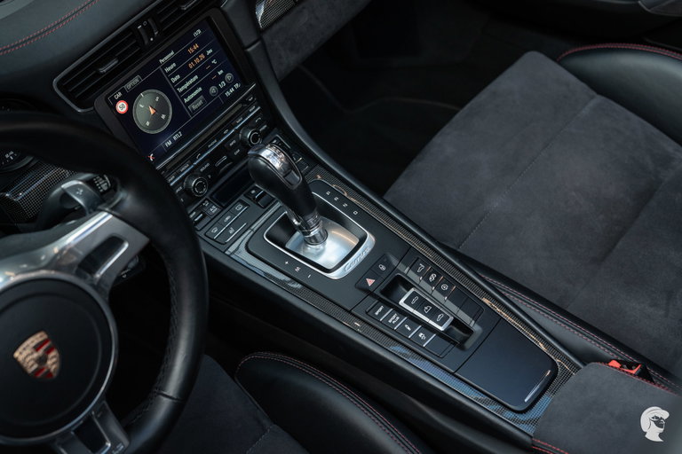 Porsche 991 Carrera GTS