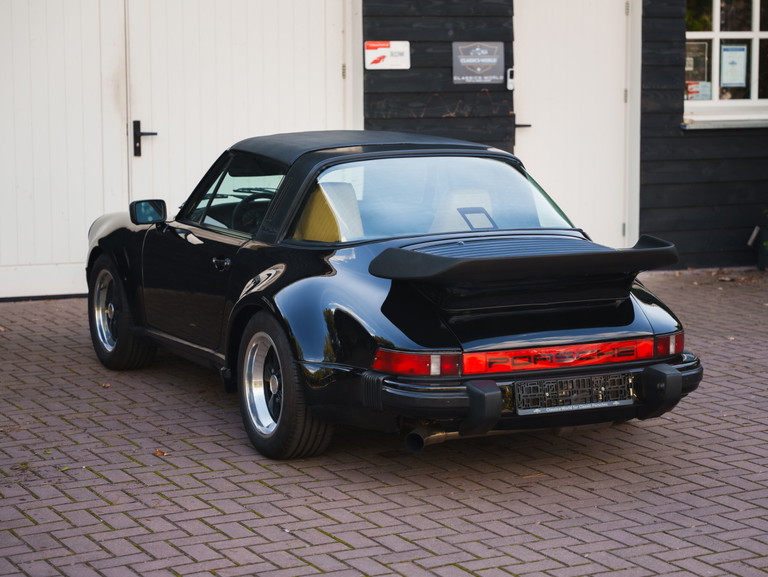 Porsche 911 Carrera 3.2 WTL