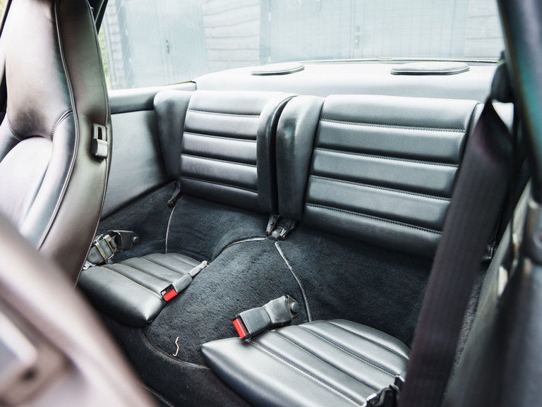 Porsche 911 Carrera 3.2 (US)