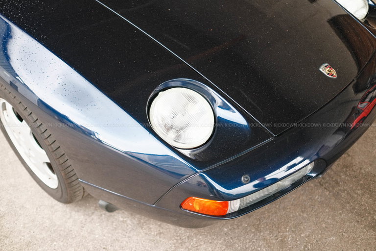 Porsche 928 S4