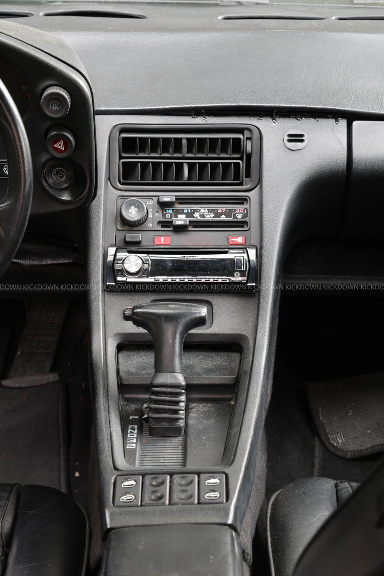 Porsche 928 S4