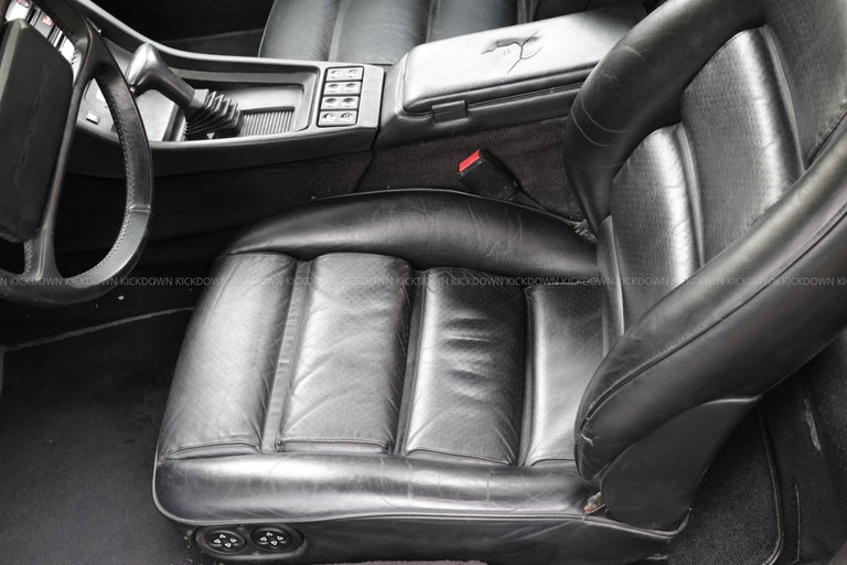 Porsche 928 S4