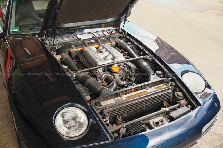 Porsche 928 S4