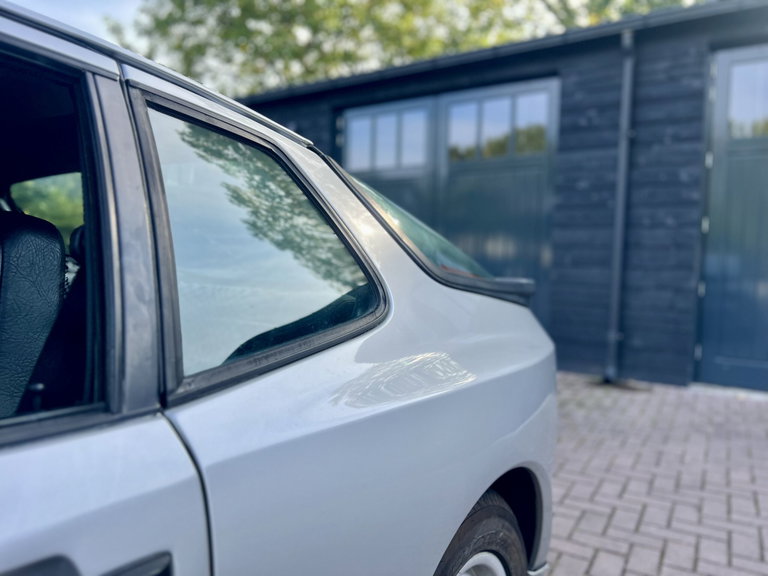Porsche 944 Coupé