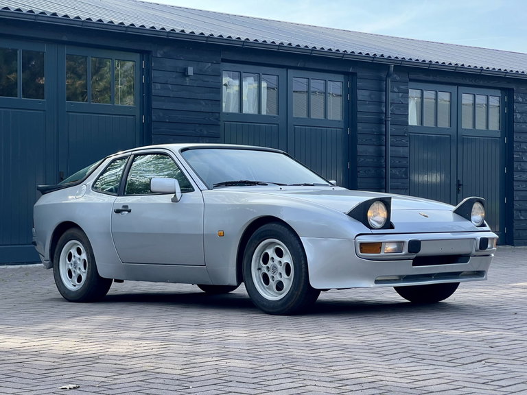 Porsche 944 Coupé