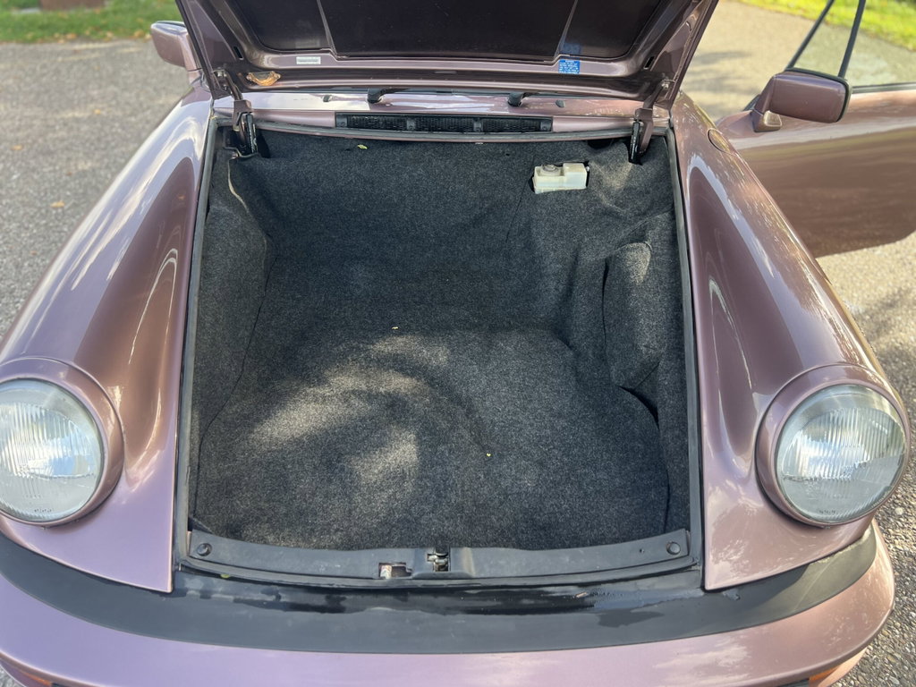 Porsche 911 Carrera 3.2 (US)