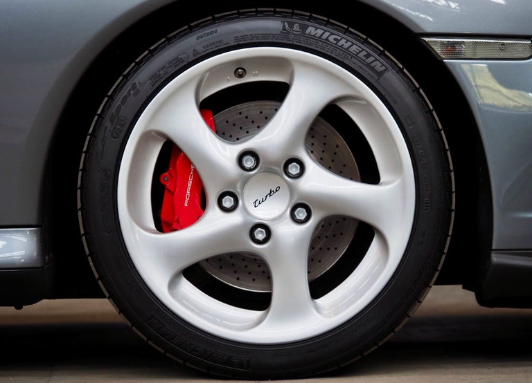 Porsche 996 Turbo