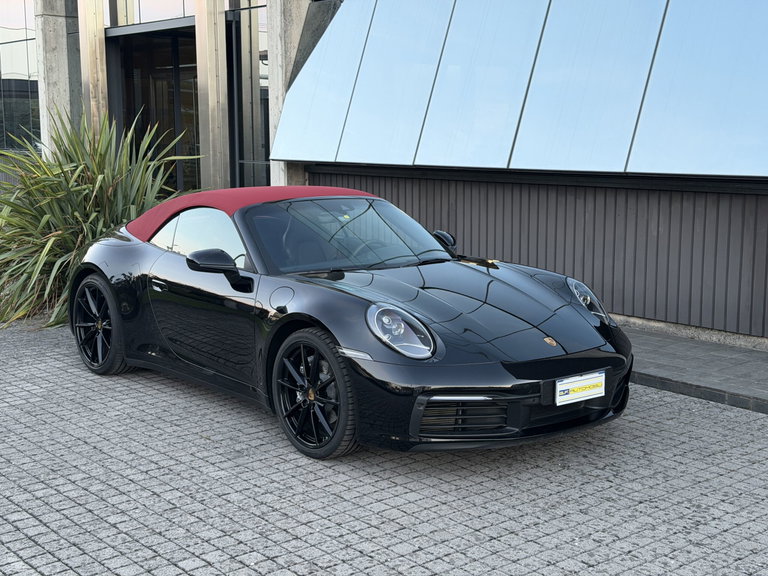 Porsche 992 Carrera
